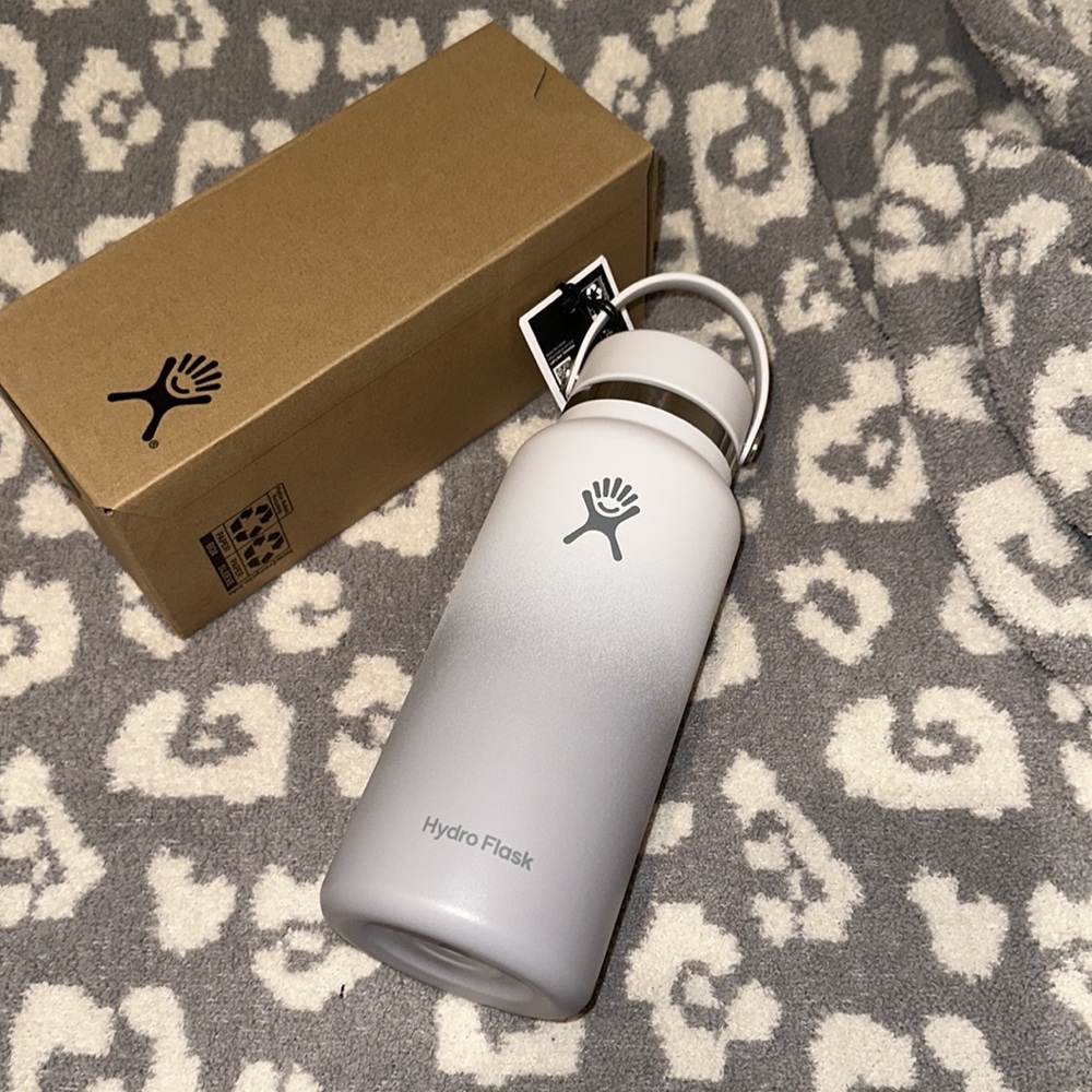 New Hydro Flask 32oz Wide Flex Cap Limited Edition Moonlight 😍 - Picture 8 of 16